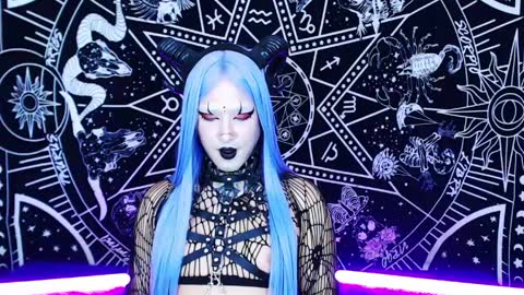 Snapshot of noamy_666 chatting on April 2026 10:48:02 PM caroline online show from April 2026 10:48:02 PM