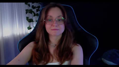 Sun or Luna online show from January 2025 08:43:02 PM