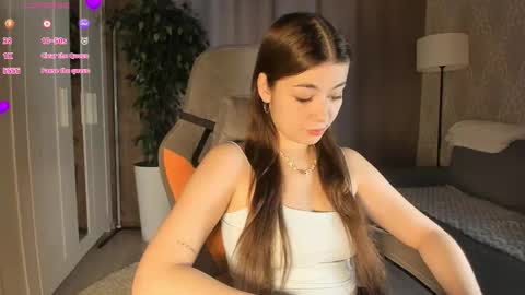 Ashley online show from October 2025 11:54:02 AM