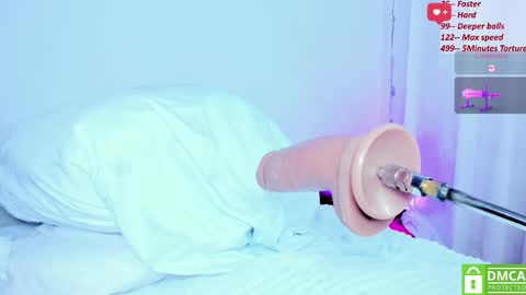 Snapshot of noehmi13 chatting on March 2026 07:31:01 PM NhAndrea online show from March 2026 07:31:01 PM