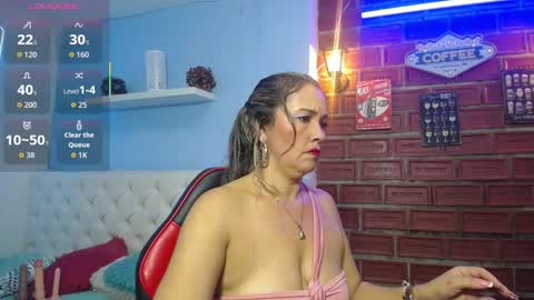 Snapshot of noelia_milfs chatting on February 2026 02:10:02 AM noelia_milfs online show from February 2026 02:10:02 AM