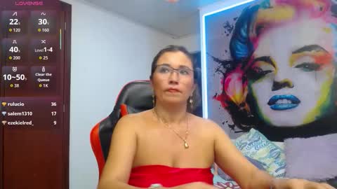 Snapshot of noelia_milfs chatting on March 2026 07:15:01 AM noelia_milfs online show from March 2026 07:15:01 AM