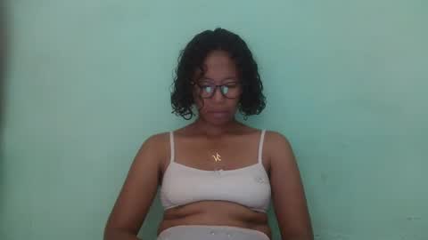 Snapshot of noellah chatting on March 2025 06:33:02 AM noellah online show from March 2025 06:33:02 AM