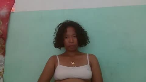 Snapshot of noellah chatting on March 2025 09:38:01 AM noellah online show from March 2025 09:38:01 AM