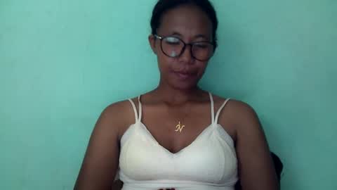 Snapshot of noellah chatting on March 2025 04:06:02 PM noellah online show from March 2025 04:06:02 PM