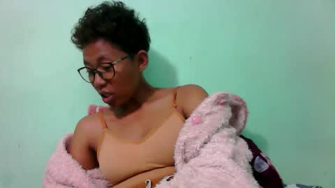 Snapshot of noellah chatting on September 2025 07:13:02 PM noellah online show from September 2025 07:13:02 PM