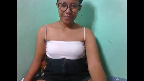 Snapshot of noellah chatting on October 2025 08:53:02 AM noellah online show from October 2025 08:53:02 AM