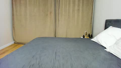 Noelle Natty online show from January 2026 09:20:02 PM