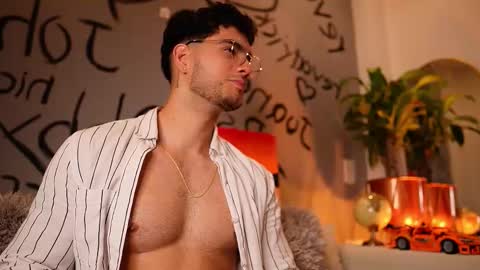 kevin online show from October 2025 11:24:02 PM