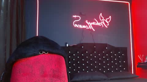 Snapshot of noha_thomson chatting on April 2026 09:30:01 PM Noha Thomson online show from April 2026 09:30:01 PM