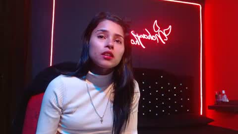 Snapshot of noha_thomson chatting on June 2026 09:30:02 PM Noha Thomson online show from June 2026 09:30:02 PM