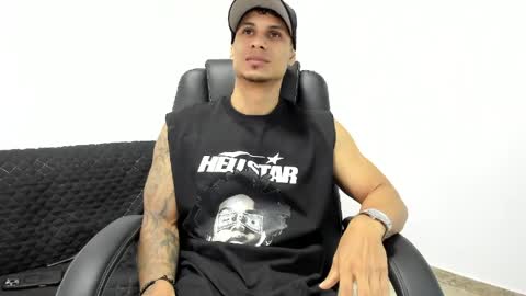 Snapshot of nohanhunter chatting on April 2026 01:58:02 PM nohanhunter online show from April 2026 01:58:02 PM