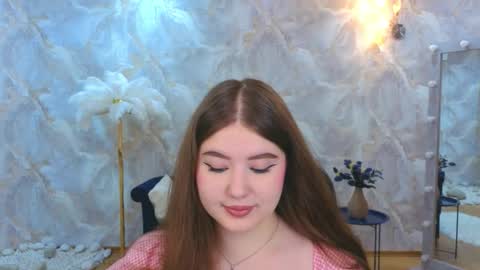 noirwhisper online show from November 2025 06:41:02 PM