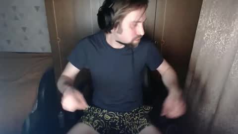 Snapshot of noise_zero chatting on November 2025 11:25:02 PM Noise Zero online show from November 2025 11:25:02 PM