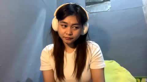 Snapshot of nolapodrasky chatting on December 2025 08:53:01 AM Amelia online show from December 2025 08:53:01 AM