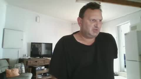 Snapshot of nollie244 chatting on January 2025 12:53:02 PM Nollie online show from January 2025 12:53:02 PM