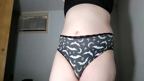 nonbinarybeauty20 online show from February 2026 08:01:02 PM