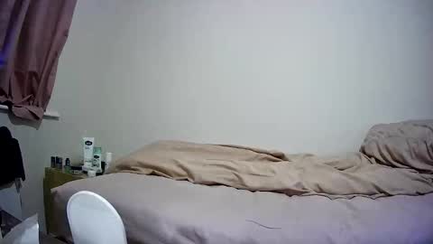 NonBinaryNicky online show from May 2026 10:45:01 AM
