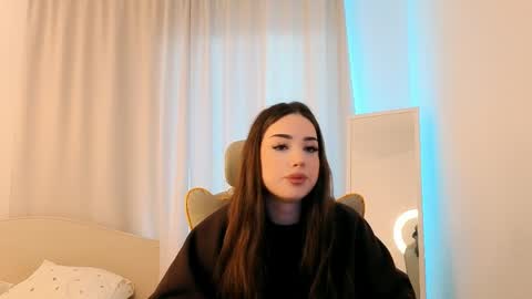 Syndney online show from April 2026 04:51:01 AM