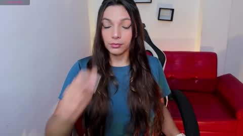 Nora online show from October 2025 03:50:02 AM