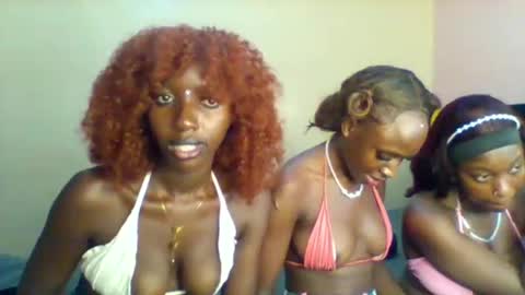 Norababy20 online show from April 2026 04:22:01 PM