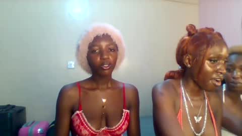 Snapshot of norababy20 chatting on June 2026 06:51:01 AM Norababy20 online show from June 2026 06:51:01 AM