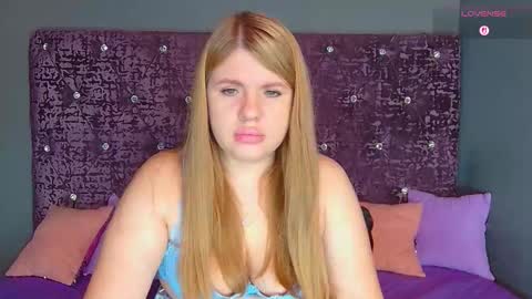 Snapshot of norabigas chatting on November 2025 02:39:01 AM Nora online show from November 2025 02:39:01 AM