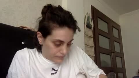 norablues online show from June 2026 12:55:01 PM