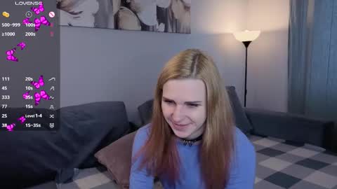 Elina online show from October 2025 11:07:01 AM