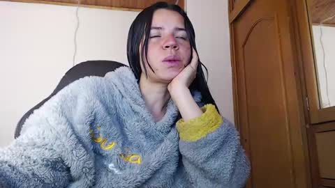 Snapshot of noreen_ chatting on April 2026 06:04:02 PM noreen_ online show from April 2026 06:04:02 PM