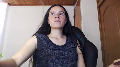 Snapshot of noreen_ chatting on April 2026 05:36:01 PM noreen_ online show from April 2026 05:36:01 PM