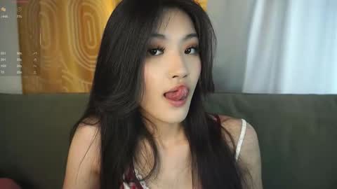 Snapshot of noreenbeckey chatting on September 2025 08:03:02 AM Nore online show from September 2025 08:03:02 AM