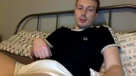 Snapshot of norfolkboy18 chatting on December 2024 06:48:01 PM Ollie online show from December 2024 06:48:01 PM