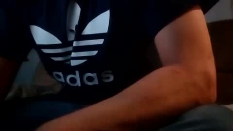 Snapshot of normalbo1982 chatting on November 2025 04:12:01 AM Good boy online show from November 2025 04:12:01 AM