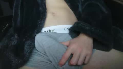 normalcock51093 online show from October 2025 12:54:01 AM