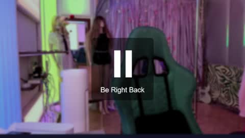 northern_moon online show from April 2026 04:55:01 AM