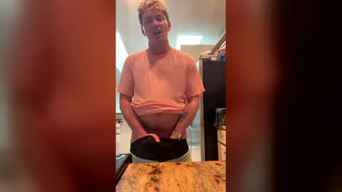 Snapshot of northofsouth_xxx chatting on April 2026 02:55:01 PM northofsouth_xxx online show from April 2026 02:55:01 PM