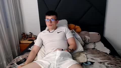 Snapshot of nortticus chatting on February 2025 11:00:01 PM nortticus online show from February 2025 11:00:01 PM