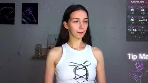 Hello My name is Helene NTMU  Finger up if u like what u see online show from September 2025 02:06:02 PM