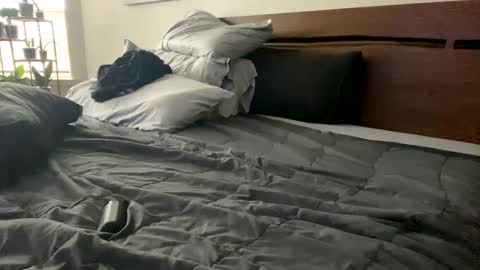 notapouta online show from January 2025 09:53:02 PM