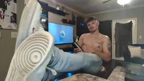 Snapshot of notoribliss chatting on October 2025 03:18:02 AM Riley online show from October 2025 03:18:02 AM