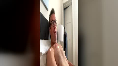 Nottsaust online show from June 2026 01:07:02 AM