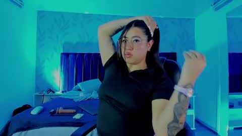 Snapshot of nouur_ chatting on April 2026 05:29:01 AM Nour online show from April 2026 05:29:01 AM