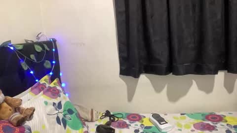 Snapshot of nova21127 chatting on November 2025 04:22:02 AM NOVA online show from November 2025 04:22:02 AM