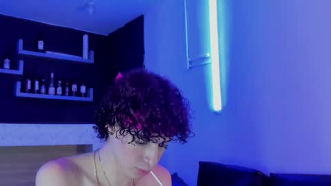 Snapshot of nova_salvadore chatting on January 2026 04:04:02 AM Nova Salvatore online show from January 2026 04:04:02 AM