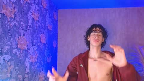 Snapshot of nova_salvadore chatting on February 2026 04:08:01 AM Nova Salvatore online show from February 2026 04:08:01 AM