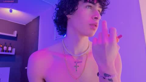 Snapshot of nova_salvadore chatting on February 2026 04:19:01 AM Nova Salvatore online show from February 2026 04:19:01 AM