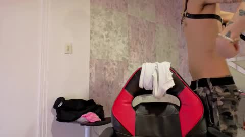 Snapshot of nova_salvadore chatting on February 2026 12:05:02 PM Nova Salvatore online show from February 2026 12:05:02 PM