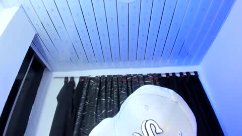 Snapshot of nova_sex1 chatting on December 2024 05:17:02 AM nova online show from December 2024 05:17:02 AM