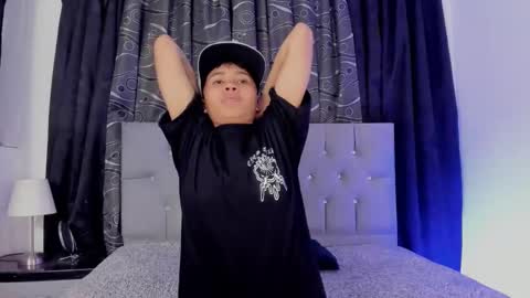 Snapshot of nova_sex1 chatting on February 2025 04:44:02 AM nova online show from February 2025 04:44:02 AM